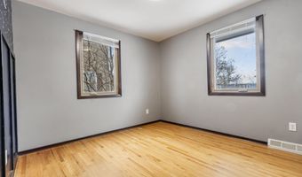 704 S Harrison St, Aberdeen, SD 57401