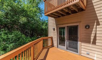 588 Green Rd, Ann Arbor, MI 48105