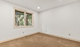 20375 SE Big Bear Ct, Bend, OR 97702