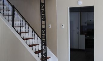 27 Trinity Pl, Amsterdam, NY 12010