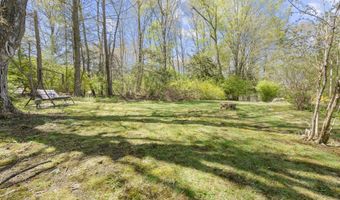 67 Obtuse Hill Rd, Brookfield, CT 06804