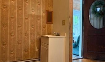 26 Webster Ave N, Bangor, ME 04401