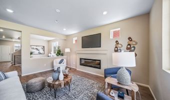 22332 E 38th Pl, Aurora, CO 80019