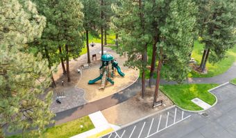 19545 Salmonberry Ct, Bend, OR 97702