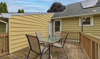 18 Leslie Ct, Bristol, CT 06010