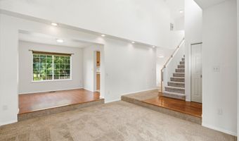 9070 Cathedral Pl, Anchorage, AK 99507