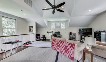 5809 GROSVENOR Ln, Bethesda, MD 20814
