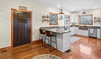 186 Pipers Creek Trl, Ararat, NC 27007