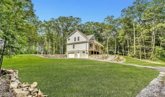 305 Mountainside Dr, Alloway, NJ 07422