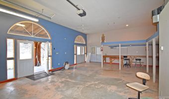 16186 Snake River Rd, Asotin, WA 99402