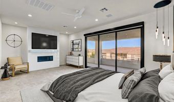 68 Grey Feather Dr, Las Vegas, NV 89135