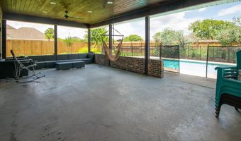 405 Woodburn Ln, Berwick, LA 70342