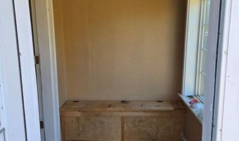 92367 E Rd, Astoria, OR 97103