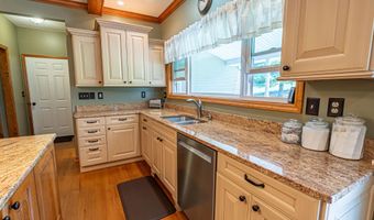 19422 Stirrup Dr, Abingdon, VA 24211