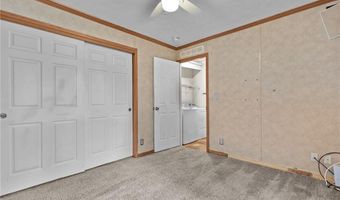 979 Toll Gate Rd, Warwick, RI 02886