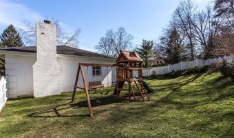 7510 SHADYWOOD Rd, Bethesda, MD 20817