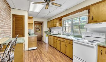 23208 Wild Cherry Ln, Abingdon, VA 24211