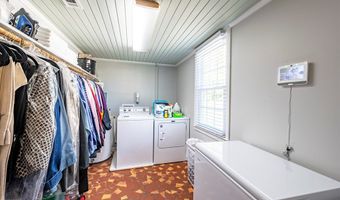 2004 Gail Ave, Albany, GA 31707