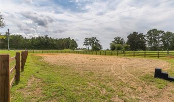 1060 Shackleburg Rd, Anderson, SC 29621