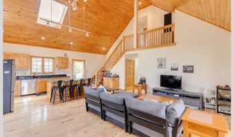 89 Meadow Ln, Campton, NH 03223