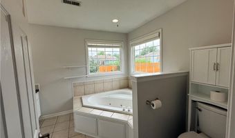 927 Jasara Cir, Baldwin City, KS 66006
