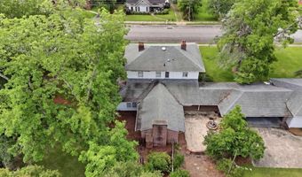 315 E College Ave, Ashburn, GA 31714