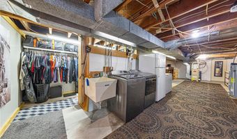 302 W Douglas St, Arlington, MN 55307