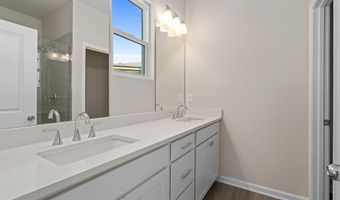 249 10th St, Auburn, GA 30011