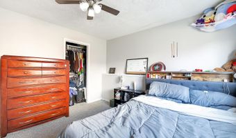 5240 E Ashton Ct, Bel Aire, KS 67220