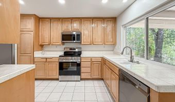3761 Patrick Henry Pl, Agoura Hills, CA 91301