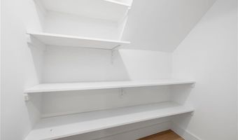 7 Sheffield Ave A, Newport, RI 02840