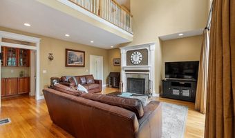 51 Drumlin Hill Rd, Bolton, MA 01740