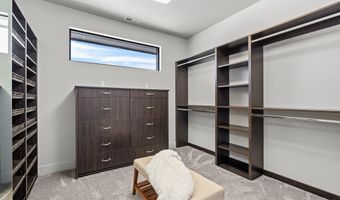 510 W Paso Fino Dr, Boise, ID 83702