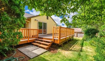 9810 SW ROBBINS Dr, Beaverton, OR 97008