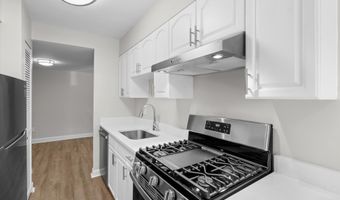 3318 WOODBURN VILLAGE Dr T3, Annandale, VA 22003