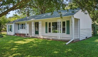 73837 Floral St, Armada, MI 48005