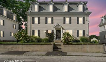 61 School St 2R, Lincoln, RI 02802