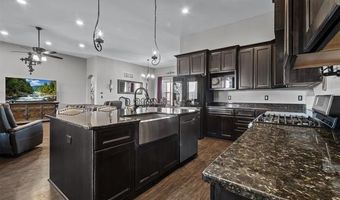 7190 Earhart Rd, Ann Arbor, MI 48105