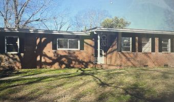 853 GLEN OAK Dr, Fairfield, AL 35064