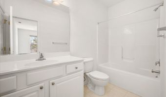 400 WILLIAMS St 12, Berlin, MD 21811