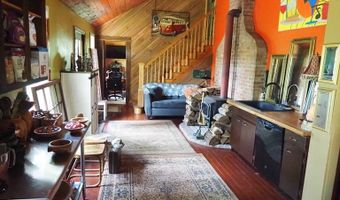 759 Young's Corners Rd, Amsterdam, NY 12010