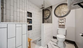 34089 Mill Creek Dr, Adel, IA 50003