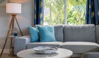 45 N Kalaheo Ave, Kailua, HI 96734