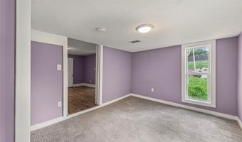 1022 N 8th St, Atchison, KS 66002