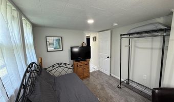 1017 N 10th St, Atchison, KS 66002