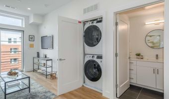 2310 4TH St NE 22, Washington, DC 20002