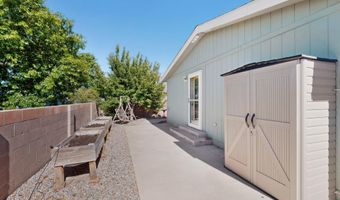 214 Sunrise Bluffs Dr, Belen, NM 87002