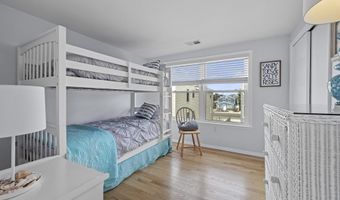 229 MERIVALE Avenue Unit B - 2Nd Floor B - 2Nd Floor, Beach Haven, NJ 08008