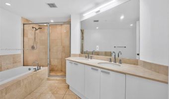 3131 NE 188th St 1-1212, Aventura, FL 33180
