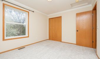 15570 Finch Ave, Apple Valley, MN 55124